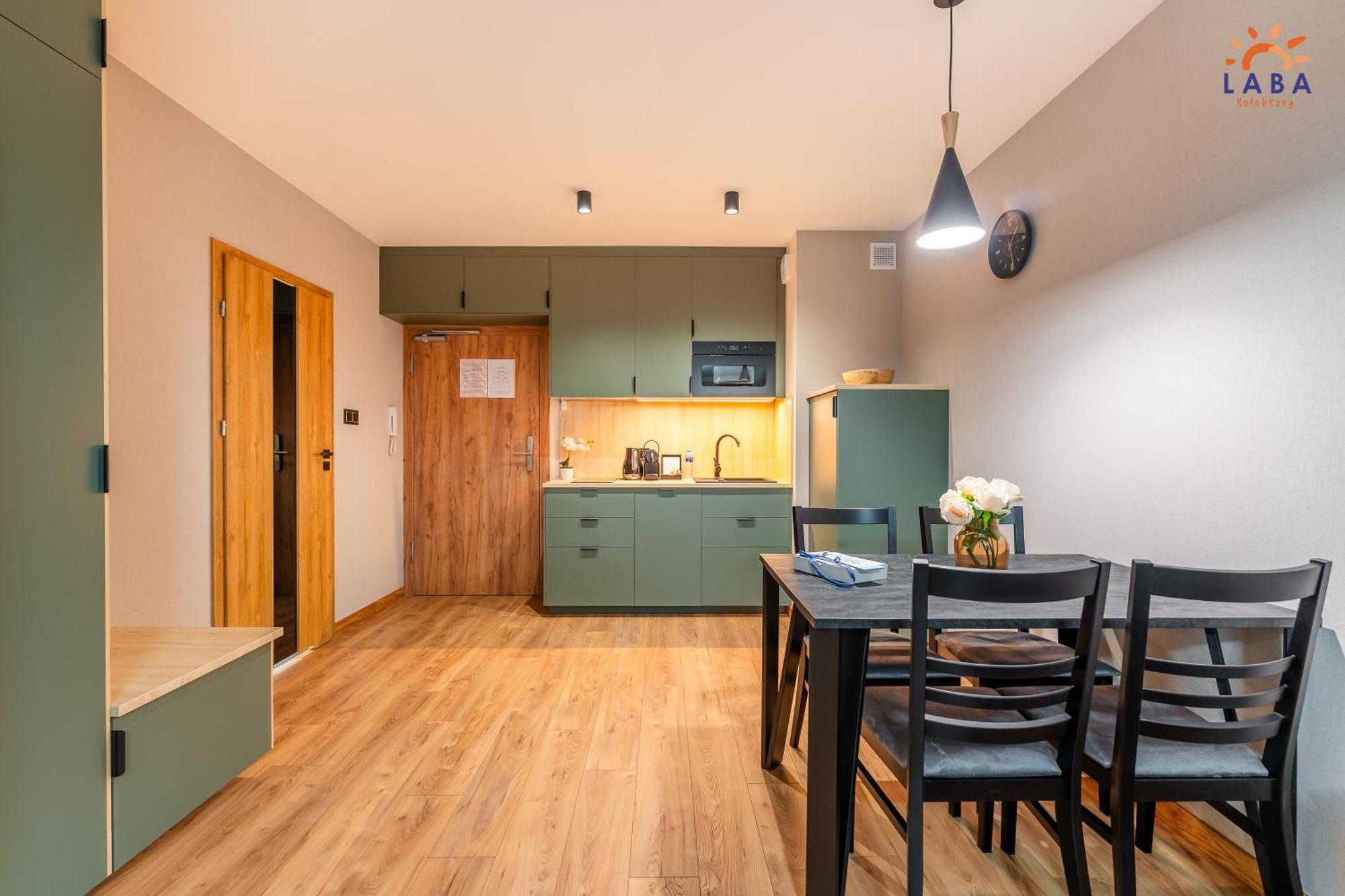 Laba Kolobrzeg Apartamenty Kasprowicza 20C Parking Basen Fitness Bawialnia W Cenie, Parkplatz Schwimmbad Fitness Spielzimmer Im Preis Exterior foto